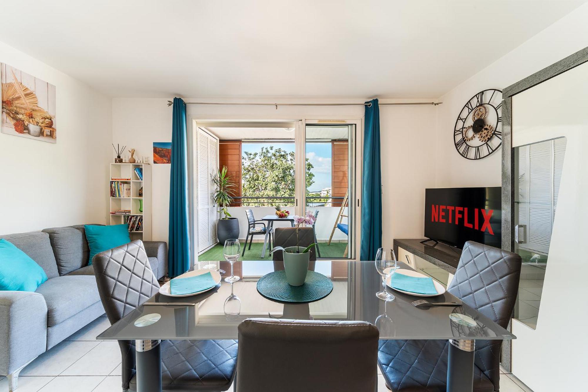 Arrivee Autonome - Parking Interieur - Netflix Apartment Saint-Denis Exterior photo